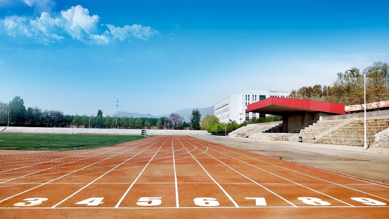 严谨治学、勇于创新、精心育人、志在四方